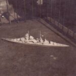 Mein Schwerer Kreuzer BLÜCHER entstand 1956 im Maßstab 1:125 auch aus Papier.