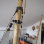 Der Ring A für die Oberwanten und das Toppstag.
Am Ring B sind das Fliegerfall und die oberen Backstage befestigt.