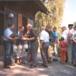 Für dieses Präsent steht man gerne in der Schlange: Ein selbst gestalteter Bildband über 20 Jahre SWISS MINI SAIL!